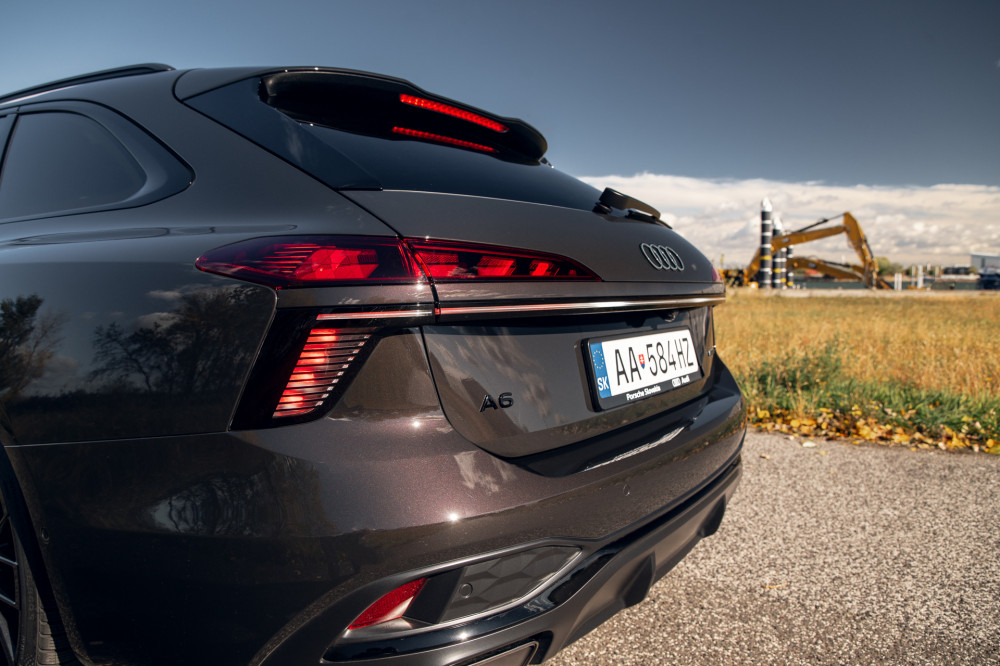 Audi A6 Avant 3,0 TFSI quattro (C9) test